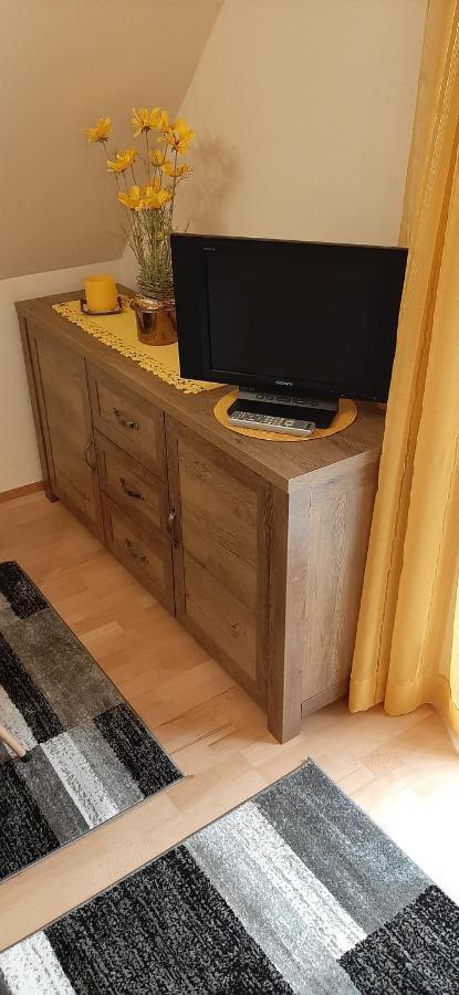 Napko Apartman Шопрон Экстерьер фото