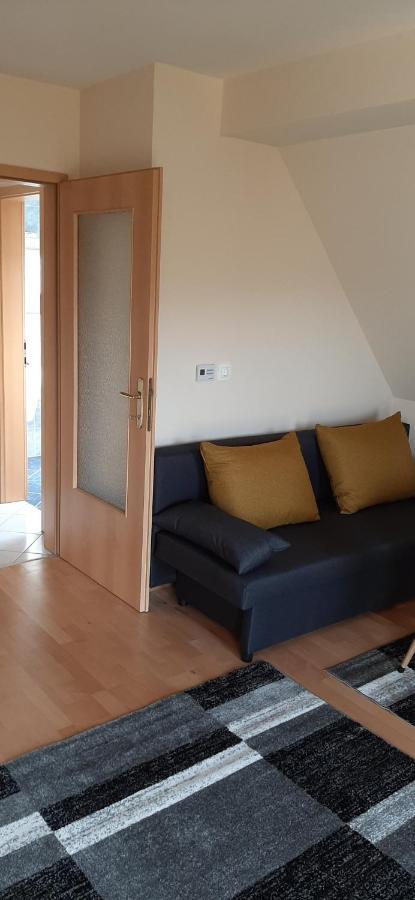 Napko Apartman Шопрон Экстерьер фото