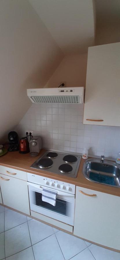 Napko Apartman Шопрон Экстерьер фото